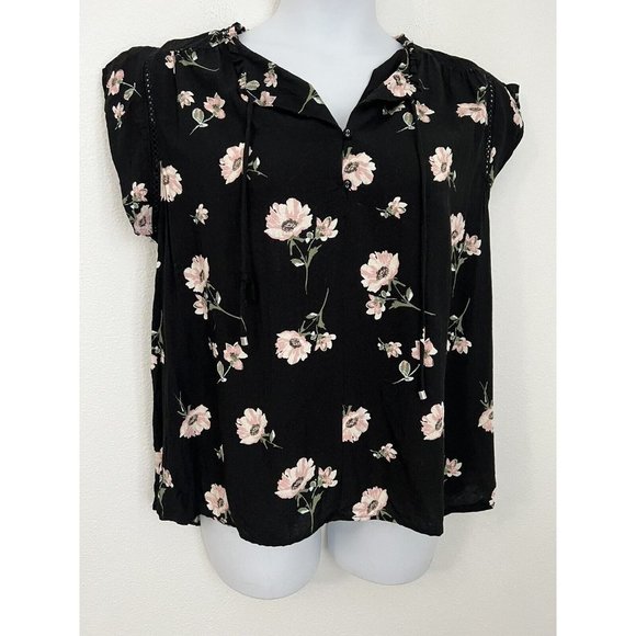 Buffalo David Bitton Womens L Black Floral viscose Flutter Sleeve blouse peasant - Picture 1 of 7